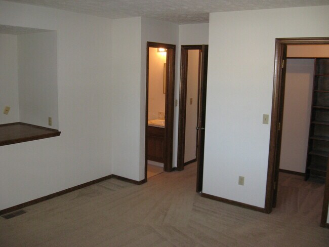 Photo - Ben Inc Duplexes - Scwalb Realty Unidad 3511S135