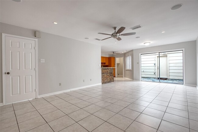 Photo - 17163 Beaver Springs Dr Unit 14