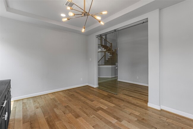 Photo - 11 Winter Thicket Pl