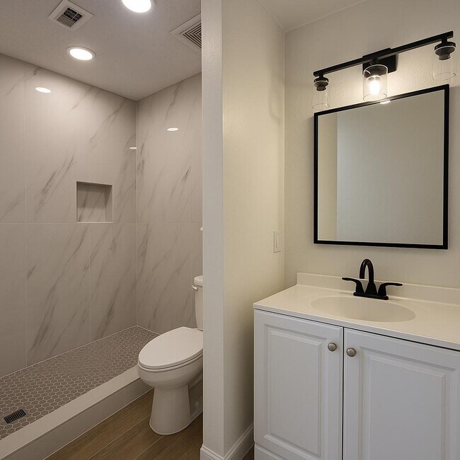 Photo - 6616 Moss Ln