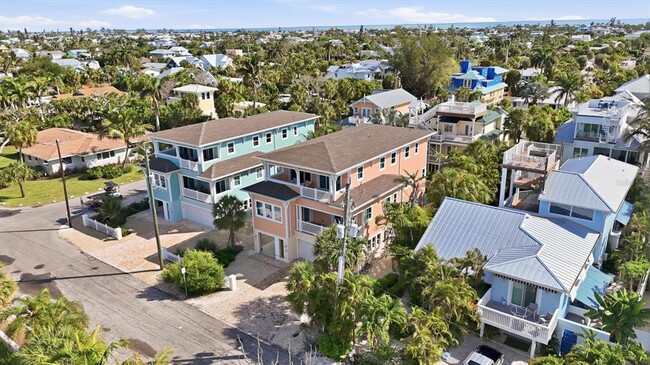 Building Photo - 113 Aqua Ln