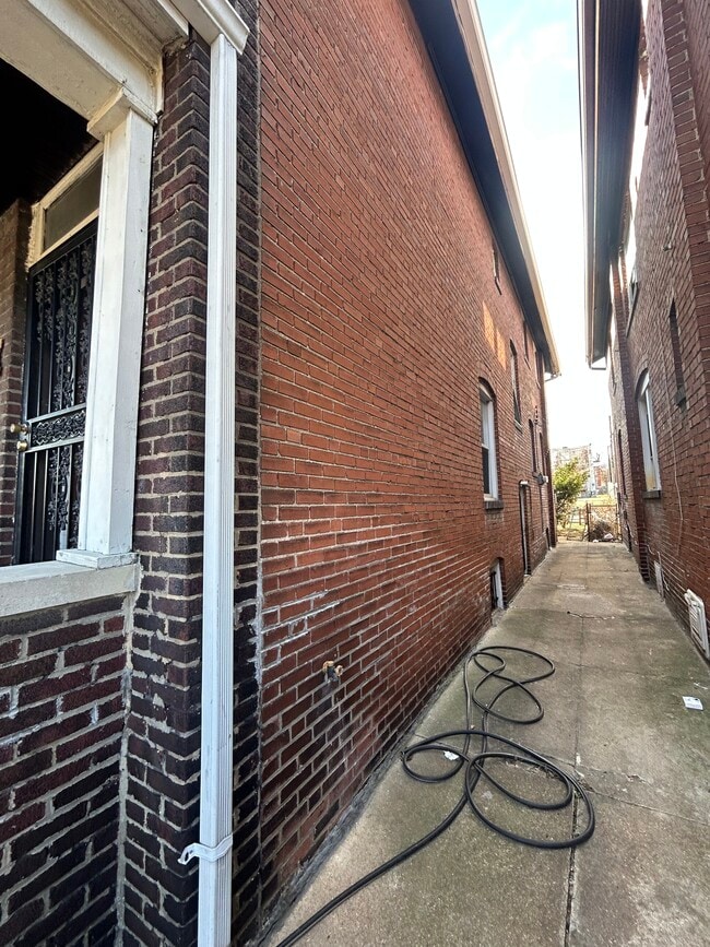 Photo - 5124 Northland Ave