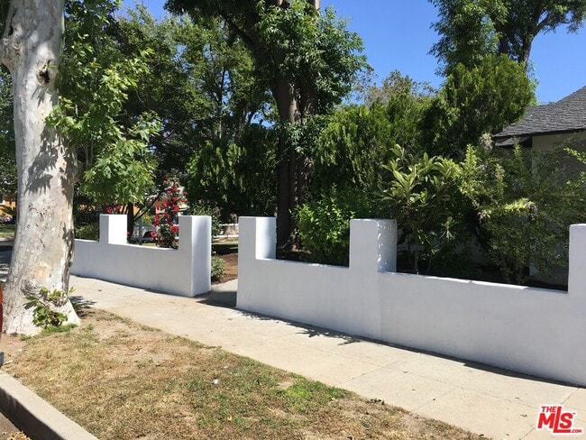Photo - 6721 Melba Ave