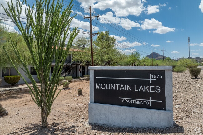 Building Photo - Mountain Lakes Apartments