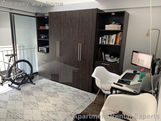 Photo - 14 Locust St