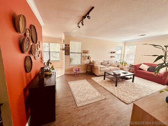 225 S Tropical Trail Unit 306