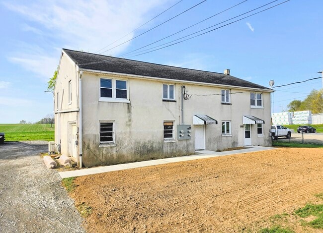 Building Photo - 2622 Creek Hill Rd