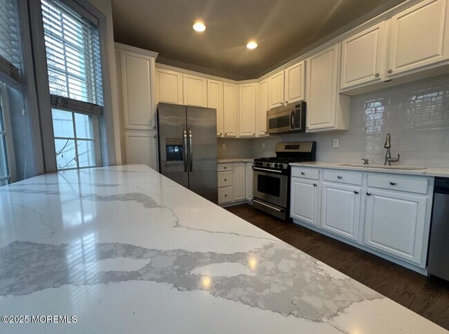 Photo - 163 Shinnecock Dr