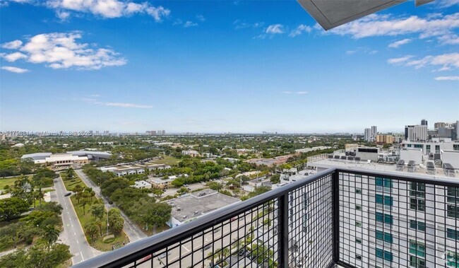 Building Photo - 555 NE 8th St Unit 1802 Rental