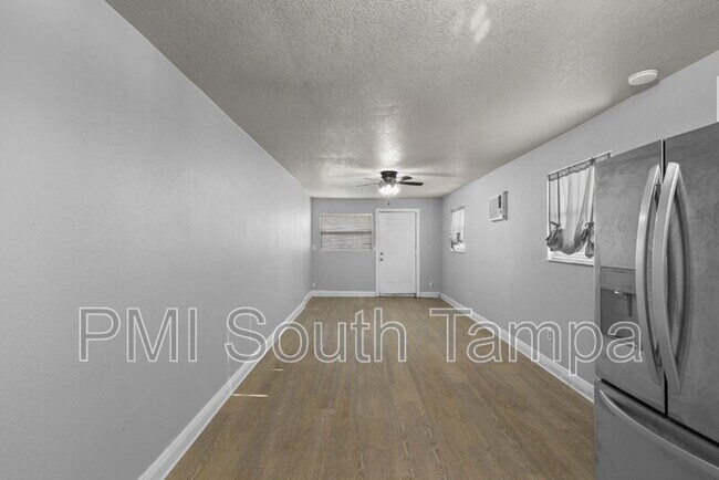 Photo - 3418 W St Louis St Unit A