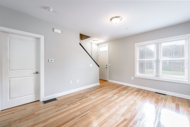Grant Commons Living Room and Entry