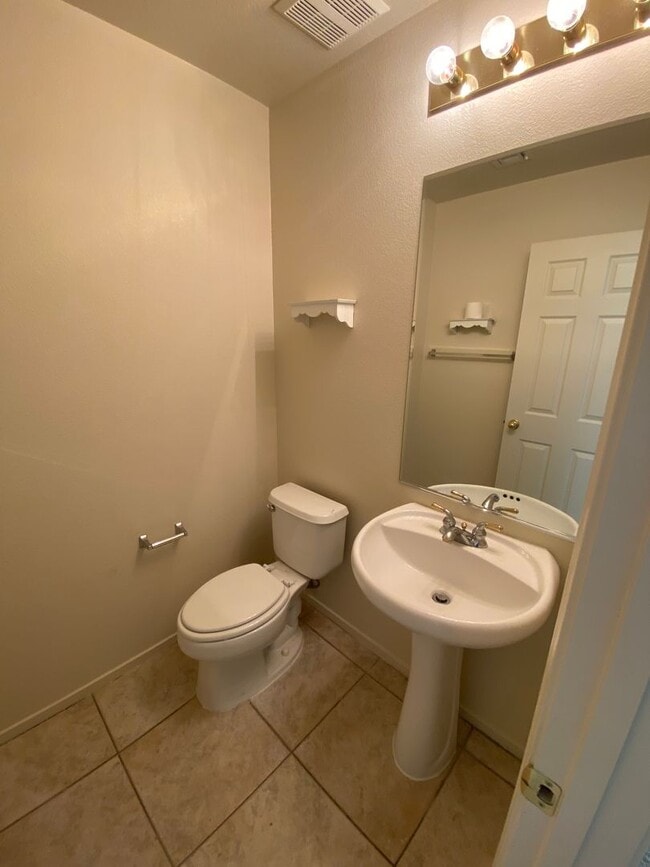 Photo - 10185 Birch Bluff Ln