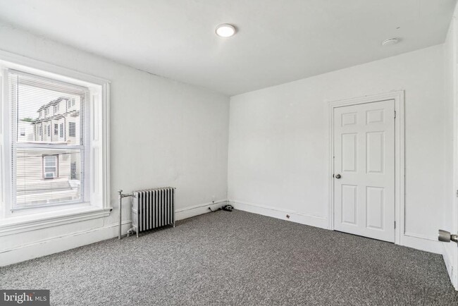 Photo - 270 Dupont St