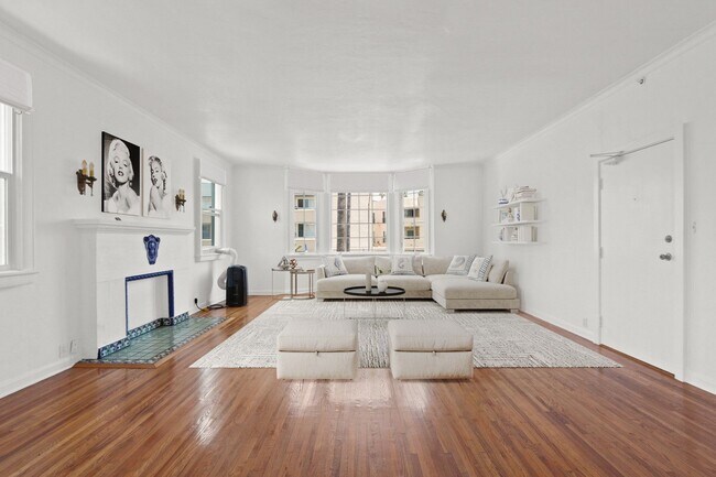 Photo - Gramercy Apartments