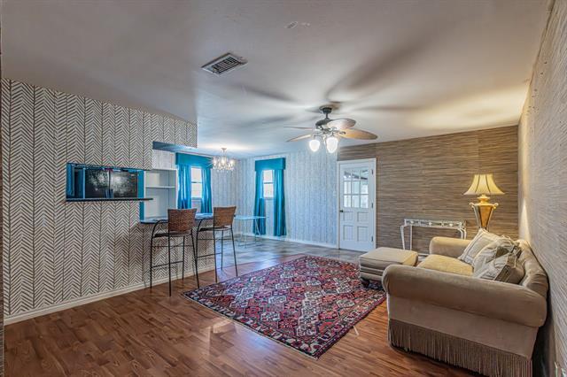 Photo - 618 Magnolia St