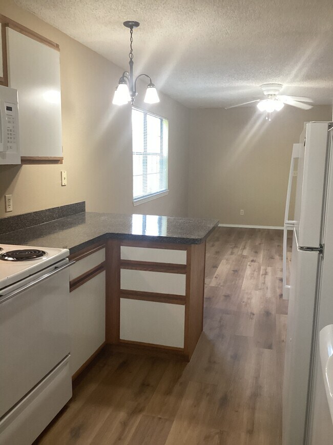 Photo - Cleveland Place Apartments