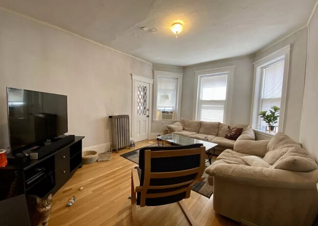 Building Photo - 73 Longwood Ave Rental