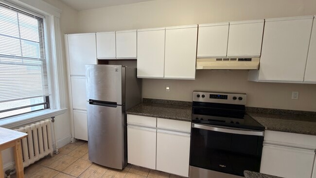 Building Photo - 374 Chestnut Hill Ave Unit 51