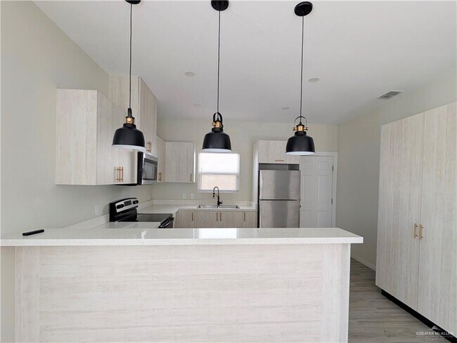 Photo - 14 S McColl Rd Unidad 2