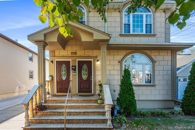 Photo - 130-12 178th St