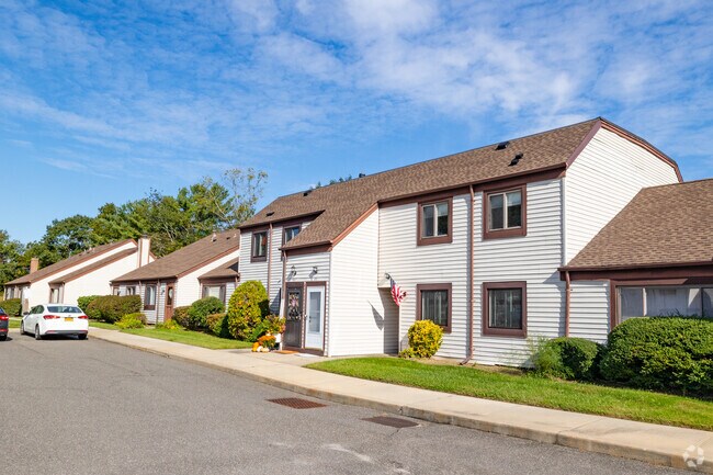 Photo - Picasso Way Cooperative