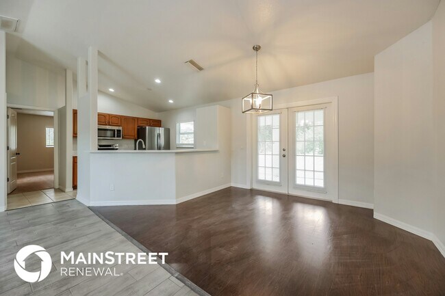 Photo - 1581 S Chamberlain Blvd