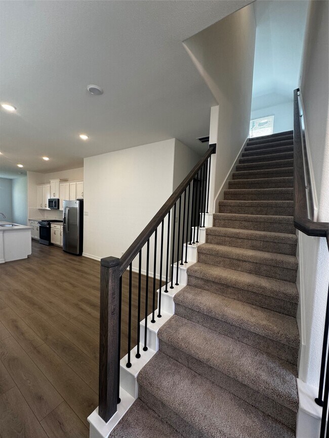 Photo - 23642 Red Rowan Ln