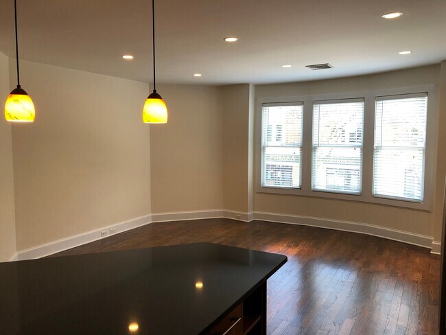 Photo - 87 W Main St Unit 2A