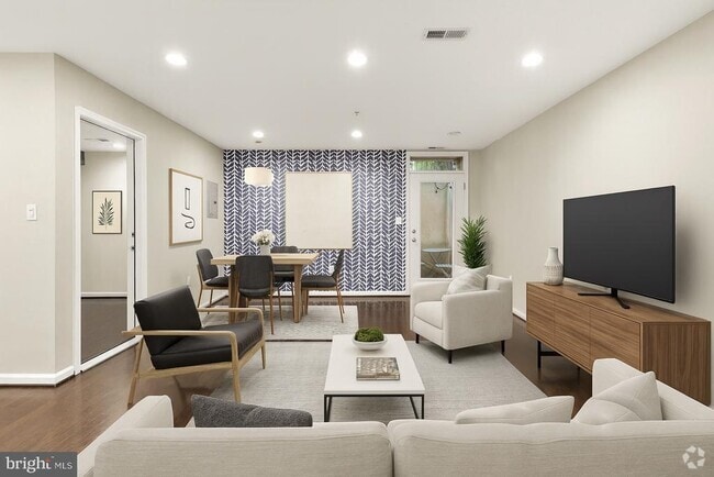 Building Photo - 1845 Kalorama Rd NW Unit 1 Rental