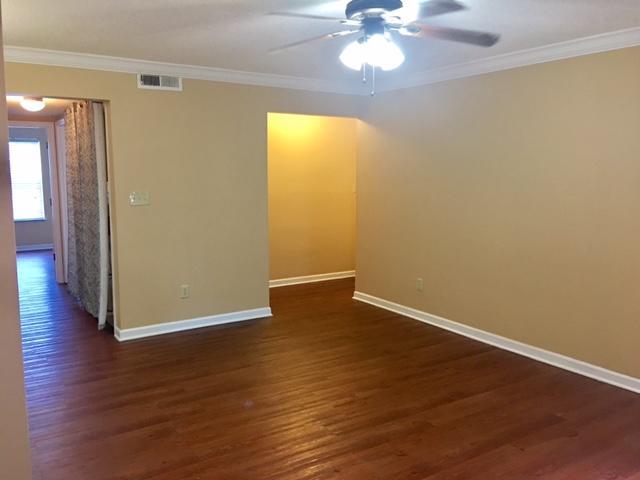 Photo - 31 Park Cir SE Unit 18