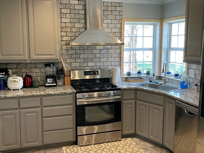 Photo - 2317 28th St