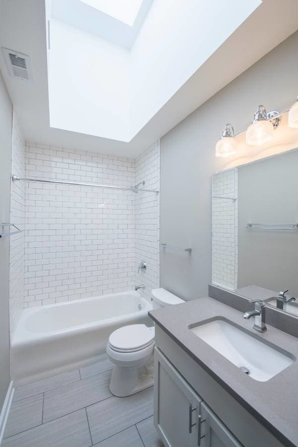 Photo - 3050 S Delaware Ave Unit A