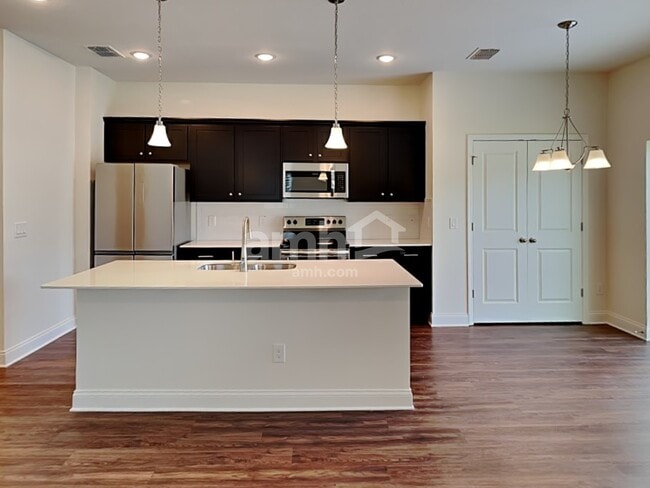 Photo - 6078 Little Blf Cir