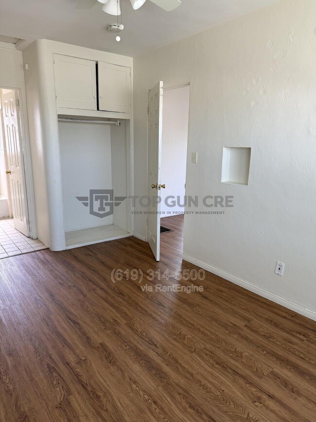 Photo - 4433-39 North Ave Unit 4435.5