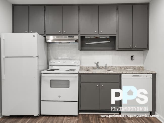 Photo - 1510 Pine Log Rd NE