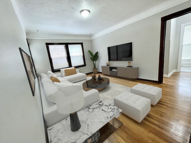 Photo - 1346 Kenilworth Ave Apartments
