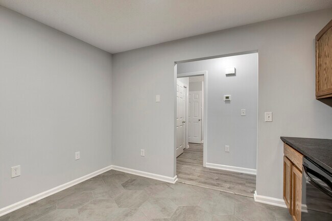 Photo - 101 Pinewood Dr