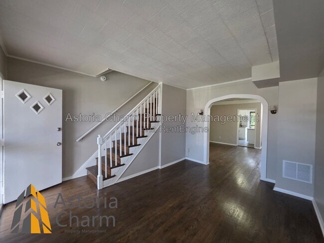 Photo - 1418 N Dukeland St