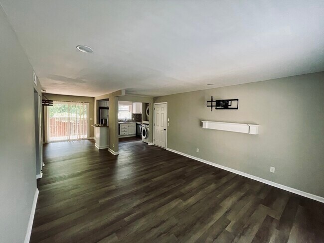 Photo - 3190 Abbeywood Dr Unit 3190 Abbeywood Dr