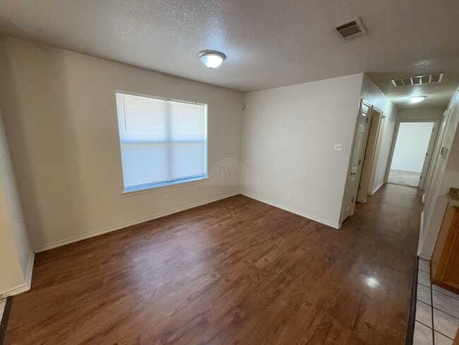 913 McDaniel Cir Unit 913 McDaniel Cir Unit A
