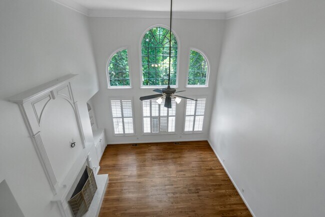Photo - Luxury 5-bedroom 4-bath home in the beautiful city of Alpharetta