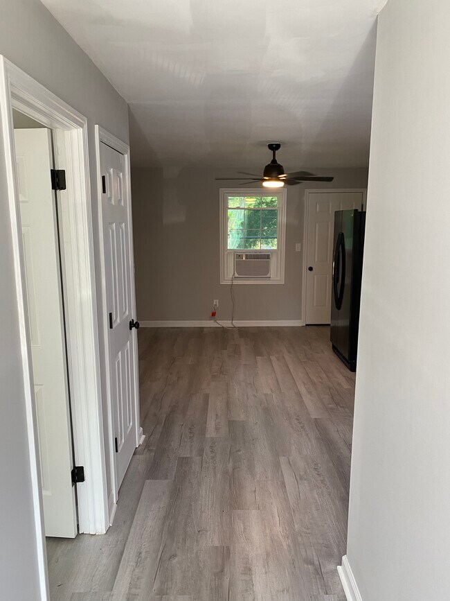 Photo - 913 N Weldon St Unit 1