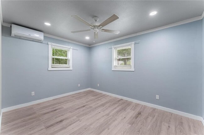 Photo - 19038 Pinecrest Ln