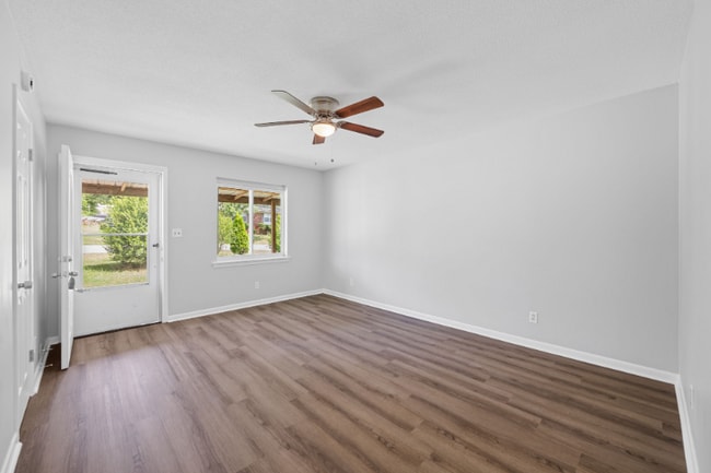 Photo - 1208 Gadd Rd