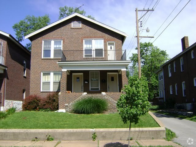 Building Photo - 5719 Dewey Ave Rental