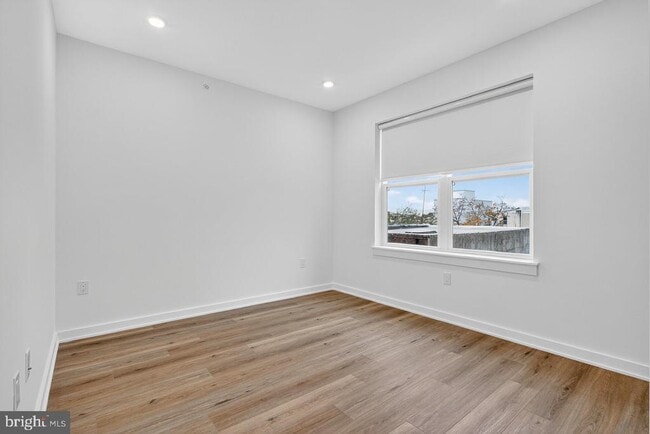 Photo - 2219 N 4th St Unit 6