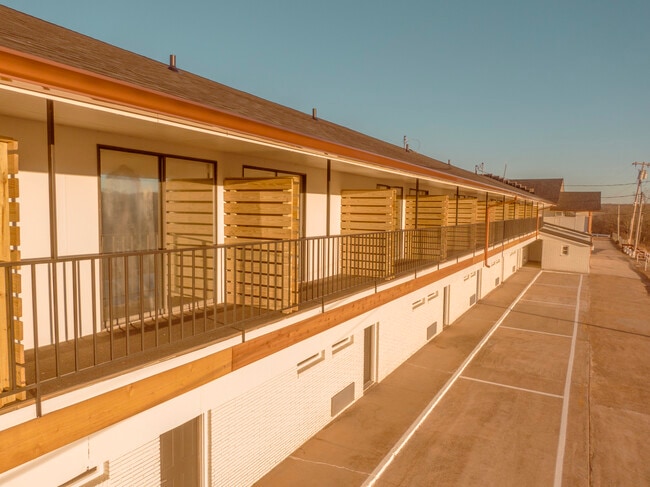 Photo - Spring River Commons