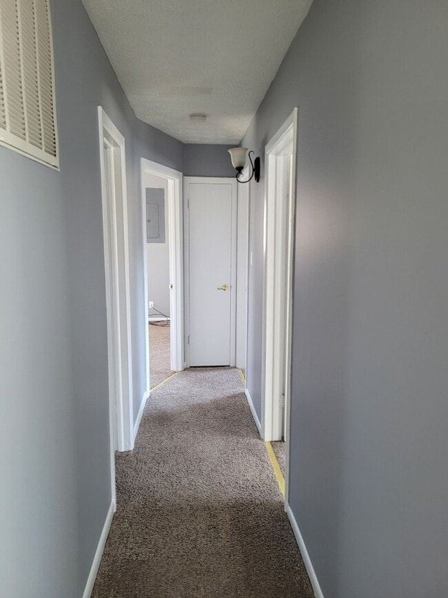 Photo - 7092-7094 N Manor Dr Unidad 7094