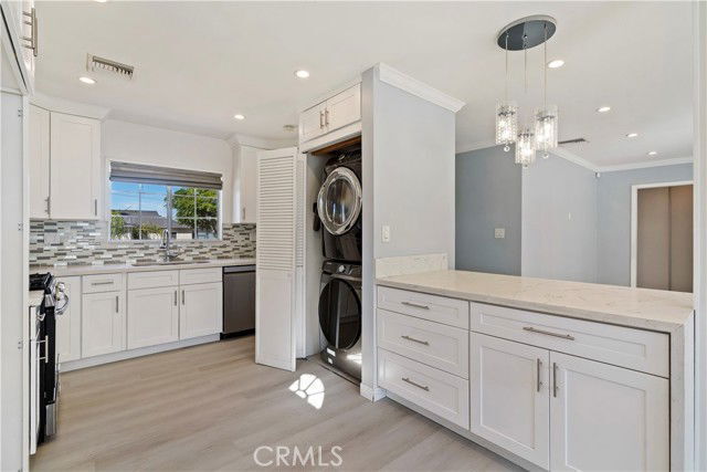 Photo - 11108 Leolang Ave