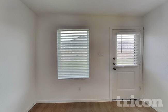 Photo - 10712 Cowhide Ln
